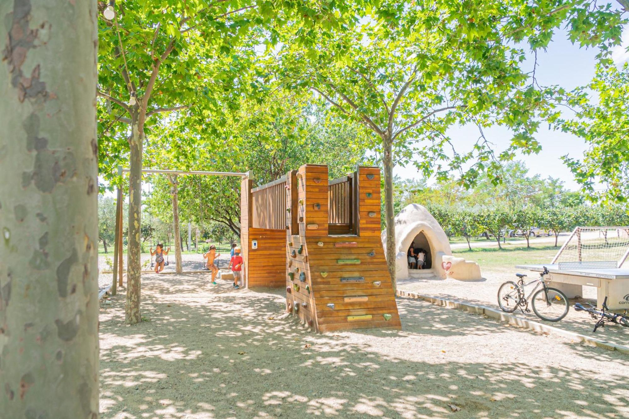 Ecologic Vinyols Camp Hotel Vinyols i Els Arcs Exterior foto